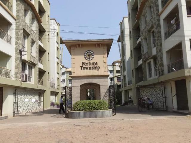 2 BHK Apartment in Kazipara for resale Kolkata. The reference number is 21247072