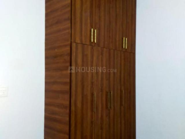 2 BHK Duplex in Ganga Nagar for rent Meerut. The reference number is 21059672