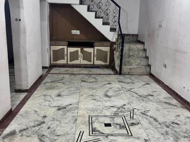 2 BHK Duplex in Ghodasar for rent Ahmedabad. The reference number is 20570138