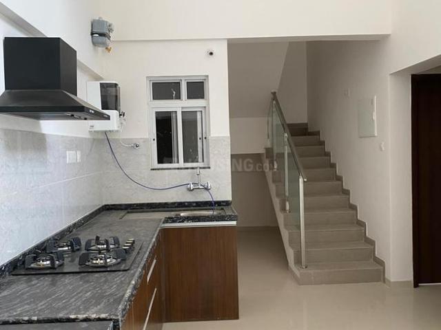 2 BHK Duplex in Kharadi for resale Pune. The reference number is 20045751