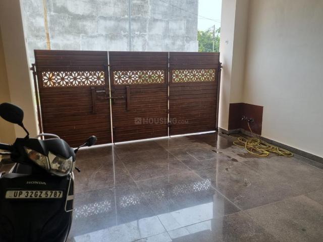 2 BHK Duplex in Indira Nagar for rent Lucknow. The reference number is 20594861
