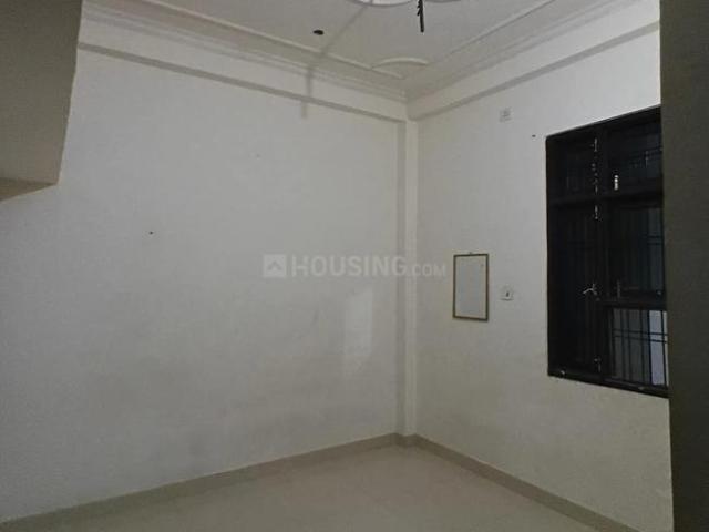 2 BHK Duplex in Indira Nagar for rent Lucknow. The reference number is 21245471