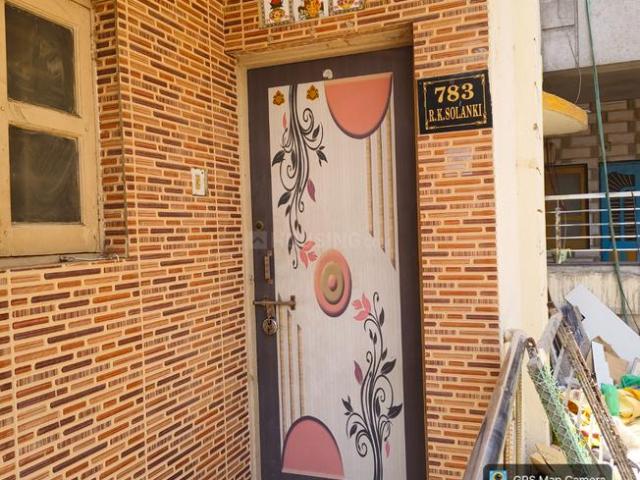 2 BHK Duplex in Old Town for rent Bharuch. The reference number is 20588648