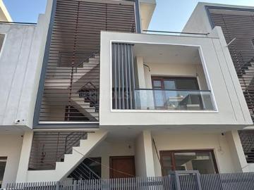 2 BHK Duplex in Nabha for rent Zirakpur. The reference number is 20416246