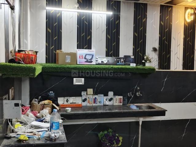 2 BHK Duplex in Saadatganj for rent Lucknow. The reference number is 21308230