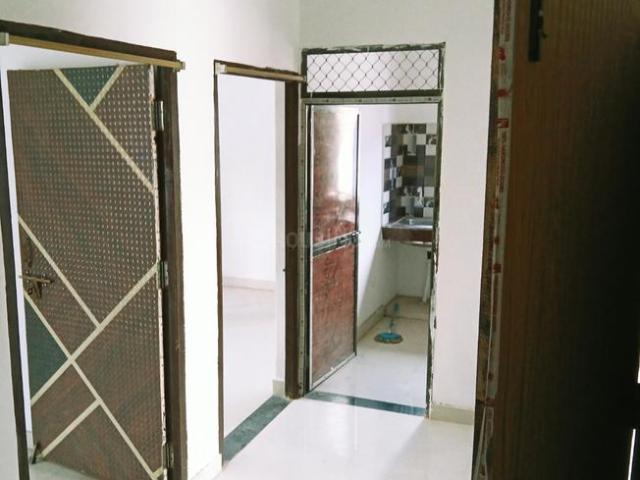 2 BHK Duplex in Pakri for rent Arrah. The reference number is 21018766