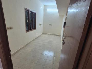 2 BHK Duplex in Peramanur for rent Chennai. The reference number is 20108928