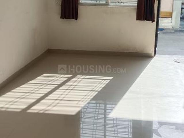 2 BHK Duplex in Waghodia Road for rent Vadodara. The reference number is 21105307