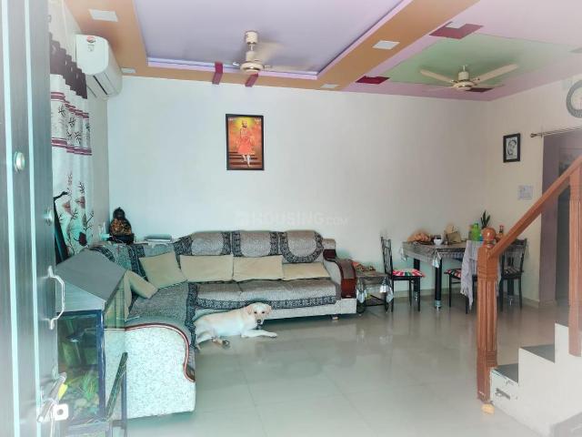 2 BHK Duplex in Waghodia Road for resale Vadodara. The reference number is 19476414