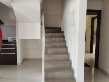 2 BHK Duplex in Upper Kharadi for rent Pune. The reference number is 20555915