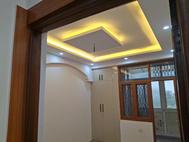 2 BHK Duplex in Vaishali for resale Ghaziabad. The reference number is 20739091