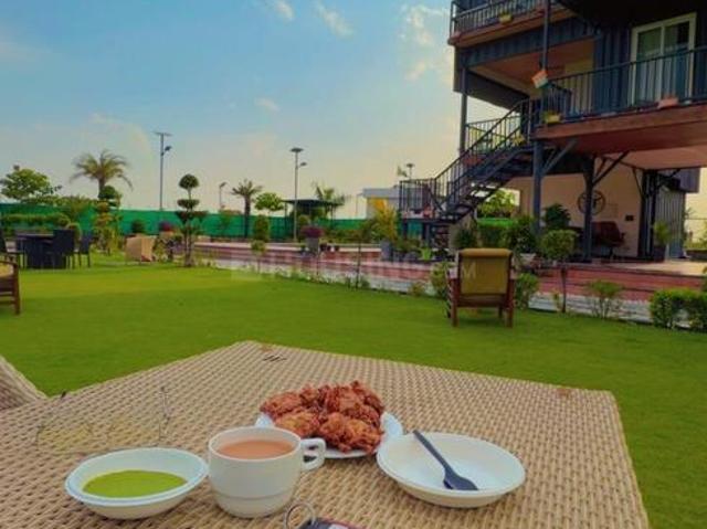 2 BHK Farm House in Jhatta for resale Noida. The reference number is 21078530