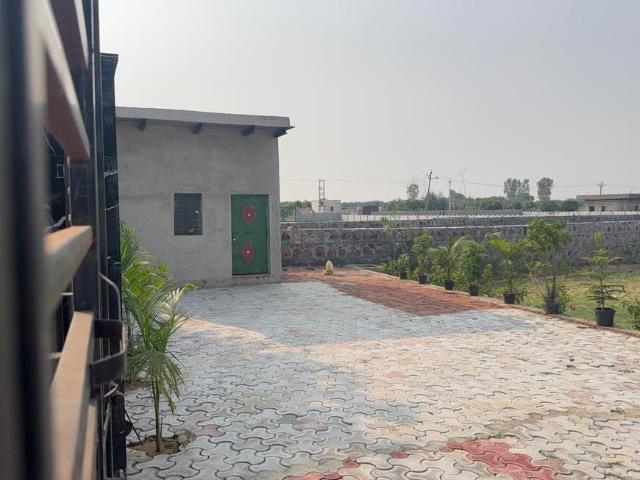 2 BHK Farm House in Sector 35 for resale Sohna. The reference number is 21172830