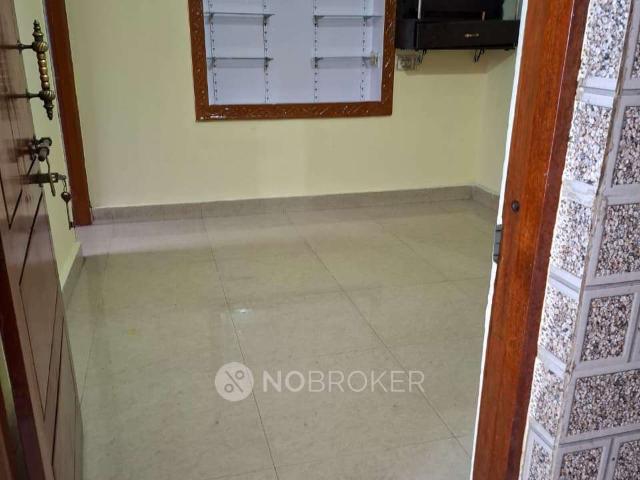 2 BHK Flat for Lease In Mathikere