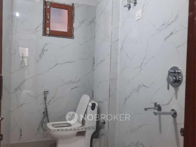2 BHK Flat for Rent In Mahavir Enclave