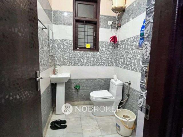 2 BHK Flat for Rent In Mayur Vihar Phase 1
