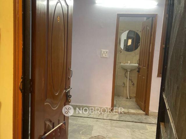 2 BHK Flat for Rent In Mayur Vihar