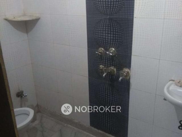 2 BHK Flat for Rent In Mayur Vihar