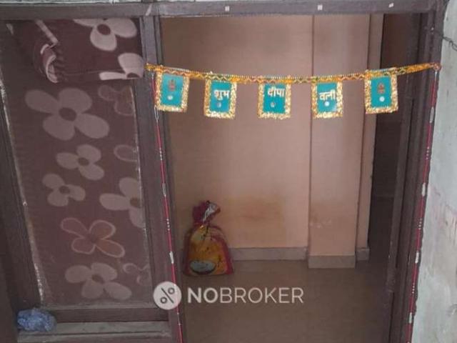 2 BHK Flat for Rent In Mayur Vihar