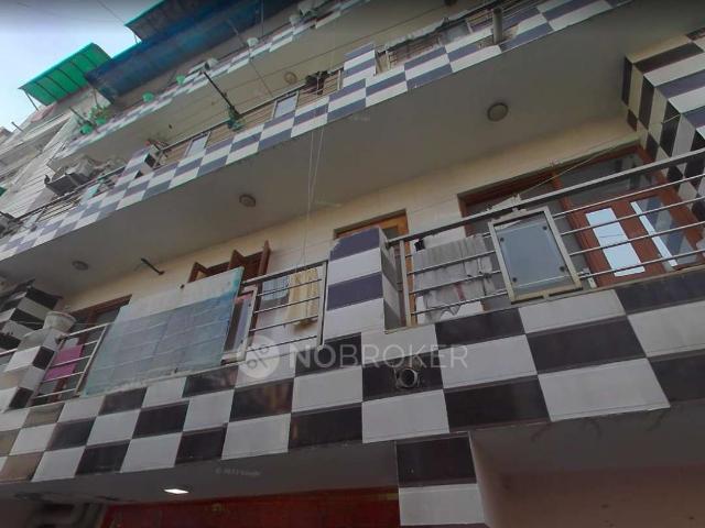 2 BHK Flat for Rent In Mohan Garden