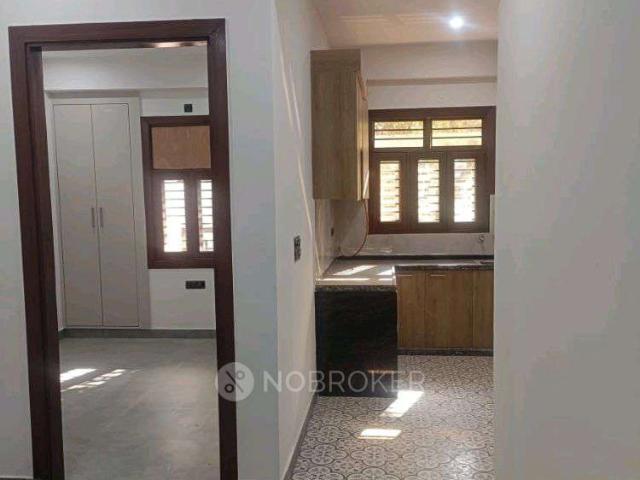 2 BHK Flat for Rent In Dwarka Mor