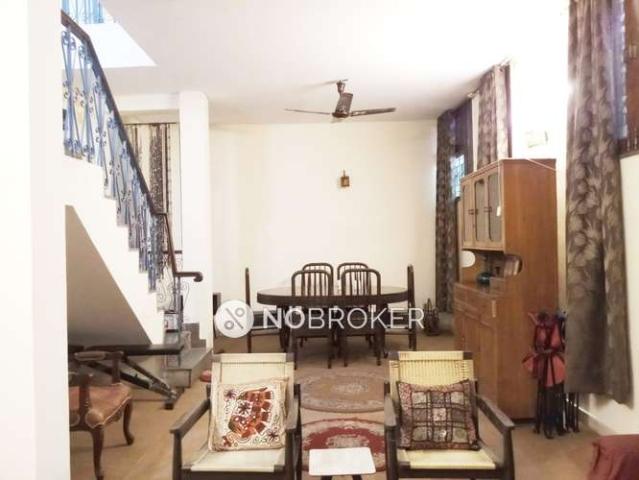 2 BHK Flat for Rent In East Of Kailash