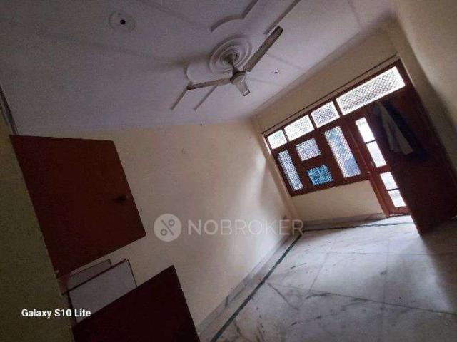 2 BHK Flat for Rent In Gamma 1