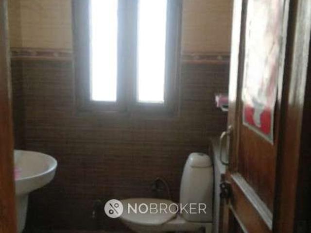 2 BHK Flat for Rent In Govindpuram