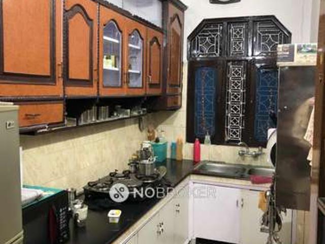 2 BHK Flat for Rent In Govindpuram