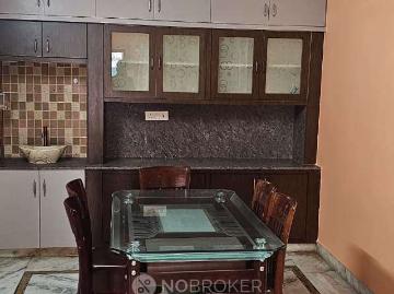 Flat to rent in Peddamma Gudi - Parking