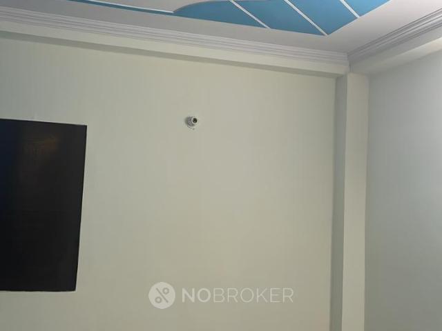 2 BHK Flat for Rent In Pandav Nagar