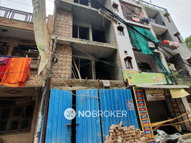 2 BHK Flat for Rent In Paschim Puri