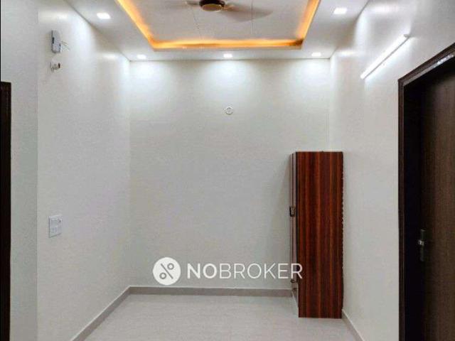 2 BHK Flat for Rent In Patwari