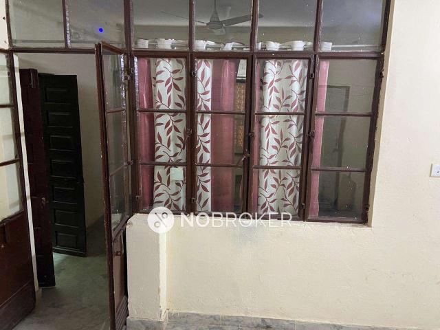 2 BHK Flat for Rent In Pitam Pura