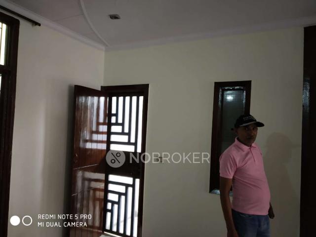 2 BHK Flat for Rent In Plot 48, Gyan Khand 1