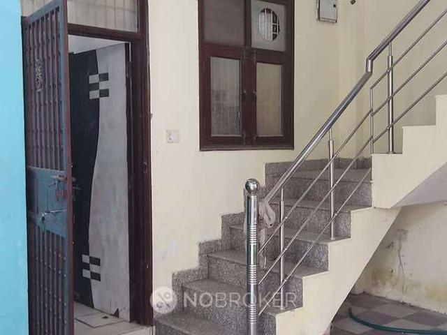 2 BHK Flat for Rent In Sadarpur
