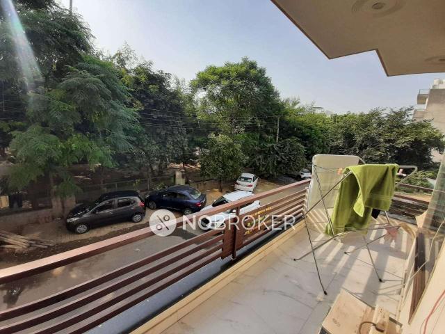 2 BHK Flat for Rent In Sector 43