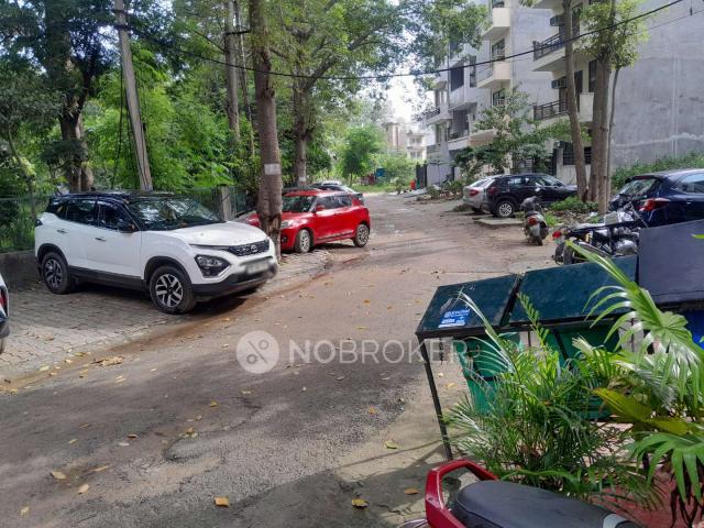2 BHK Flat for Rent In Sector 43