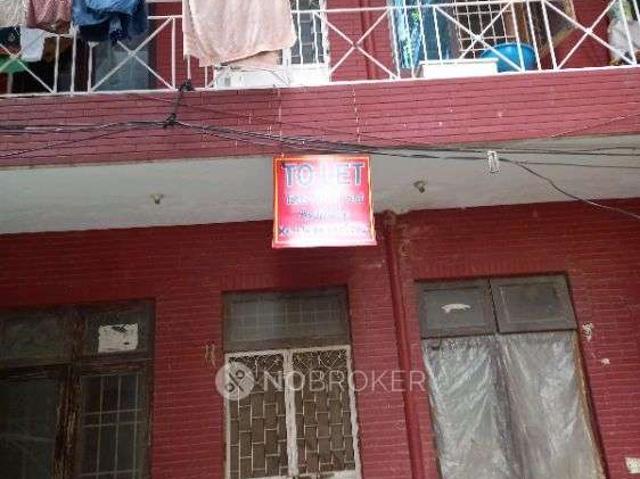 2 BHK Flat for Rent In Sector 45