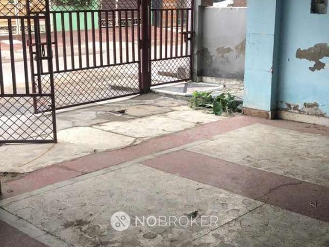 2 BHK Flat for Rent In Sector 4