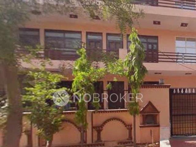2 BHK Flat for Rent In Sector 4