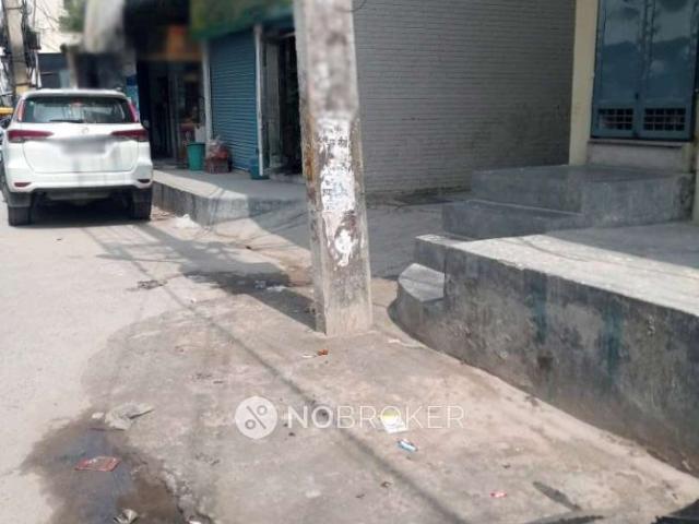 2 BHK Flat for Rent In Sector 52