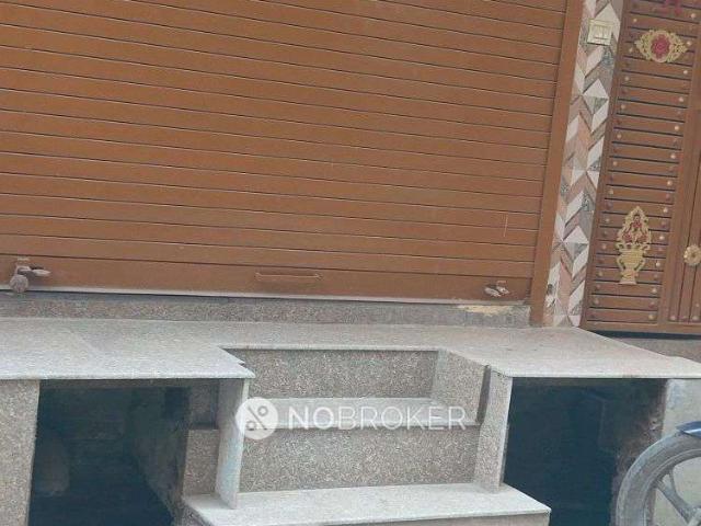 2 BHK Flat for Rent In Sector 62a