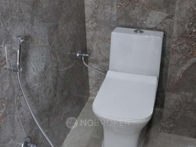 2 BHK Flat for Rent In Sector 109