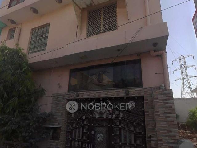2 BHK Flat for Rent In Sector 110