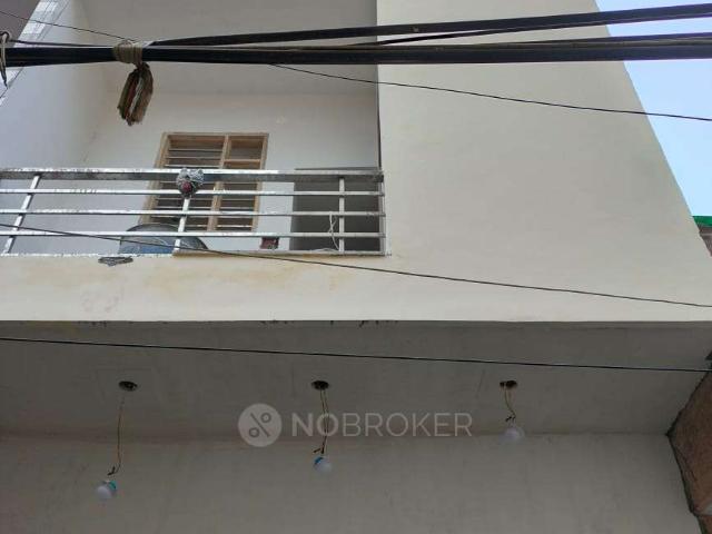 2 BHK Flat for Rent In Sector 18