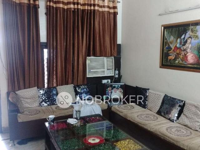2 BHK Flat For Sale In Mukherjee Nagar
