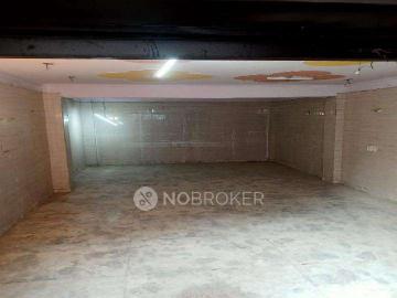 Flat for sale in Mayur County - Parking