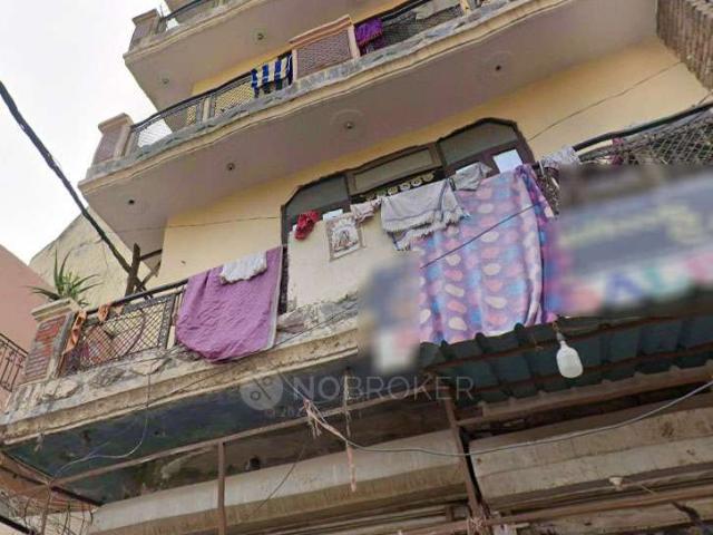 2 BHK Flat For Sale In Gautampuri
