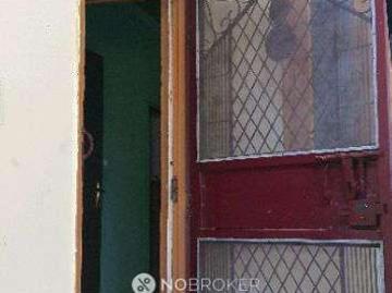 Flat for sale in Mayur County